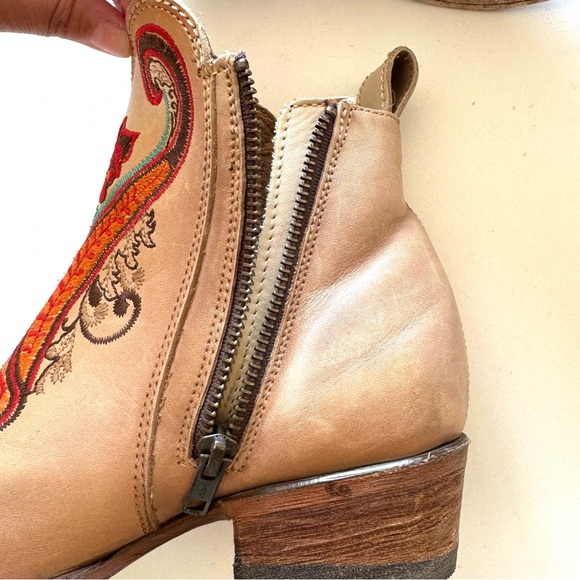 Corral Natural Tan Floral Embroidered Leather Ankle Boots Western Cowboy 6.5 - Picture 8 of 15